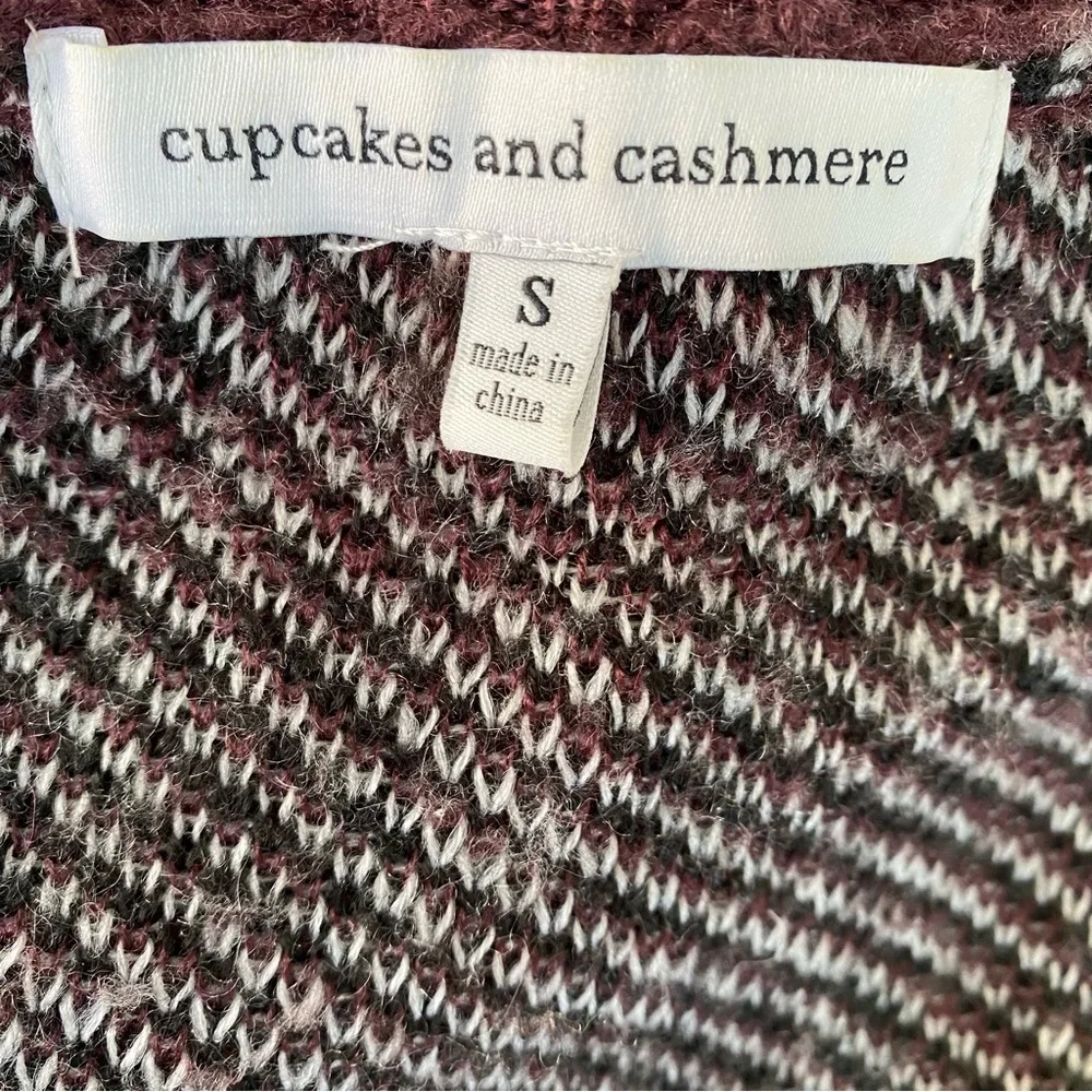 ✨Warm & Fuzzy Sweater Set (3)✨: Cupcakes & Cashmere S + Madewell M + Sundry M - Picture 7 of 16